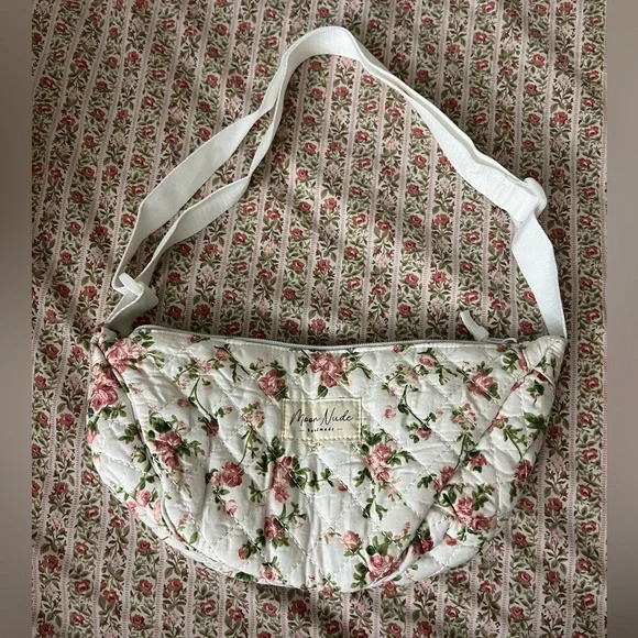 Floral Quilted Shoulder Bag - Picture 1 of 10